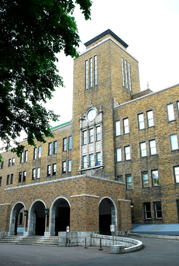 北海道大学 農学部本館