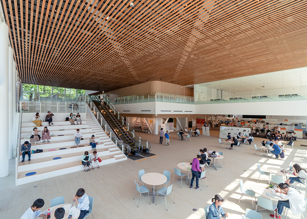 大宮区役所・大宮図書館