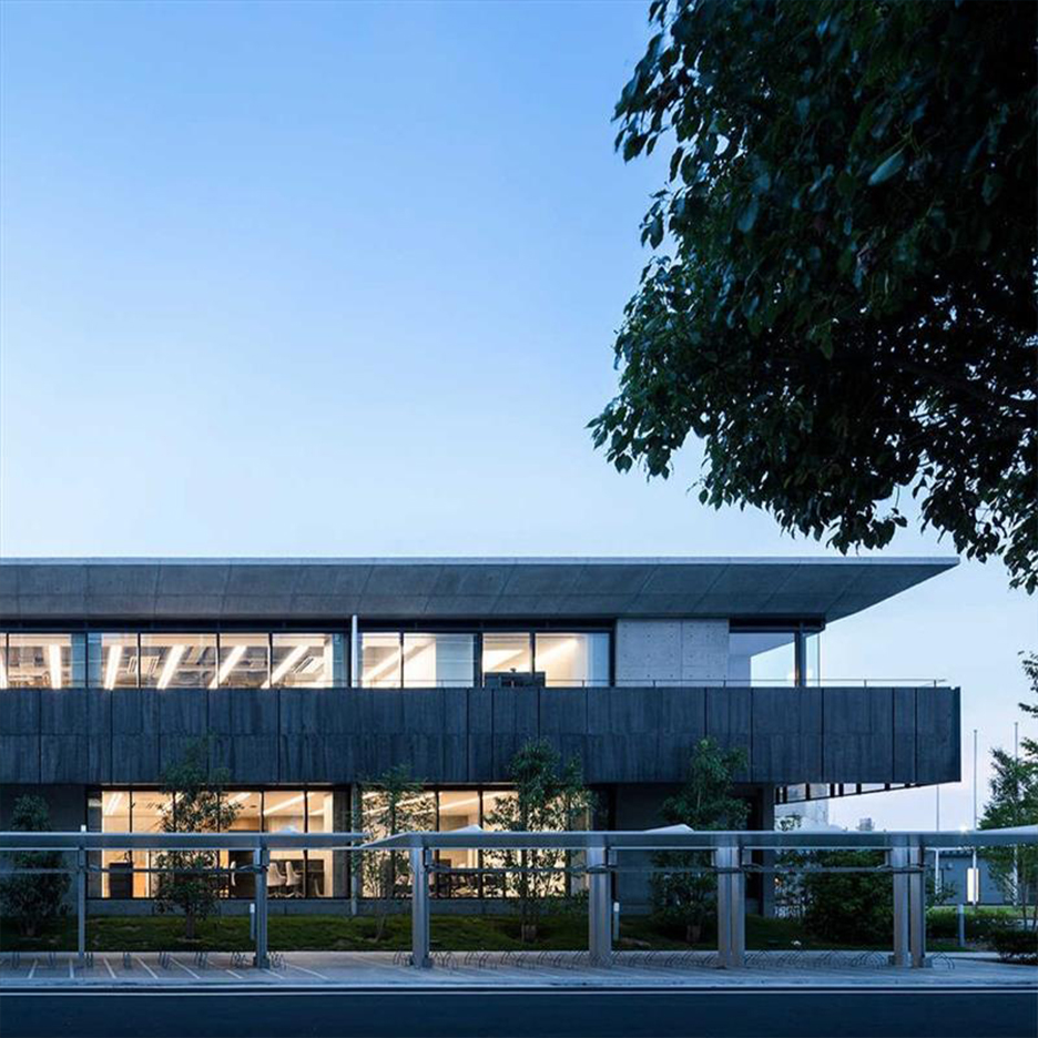 カネカ事務所棟