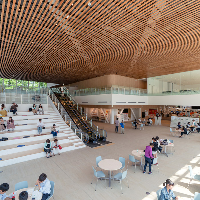 大宮区役所・大宮図書館