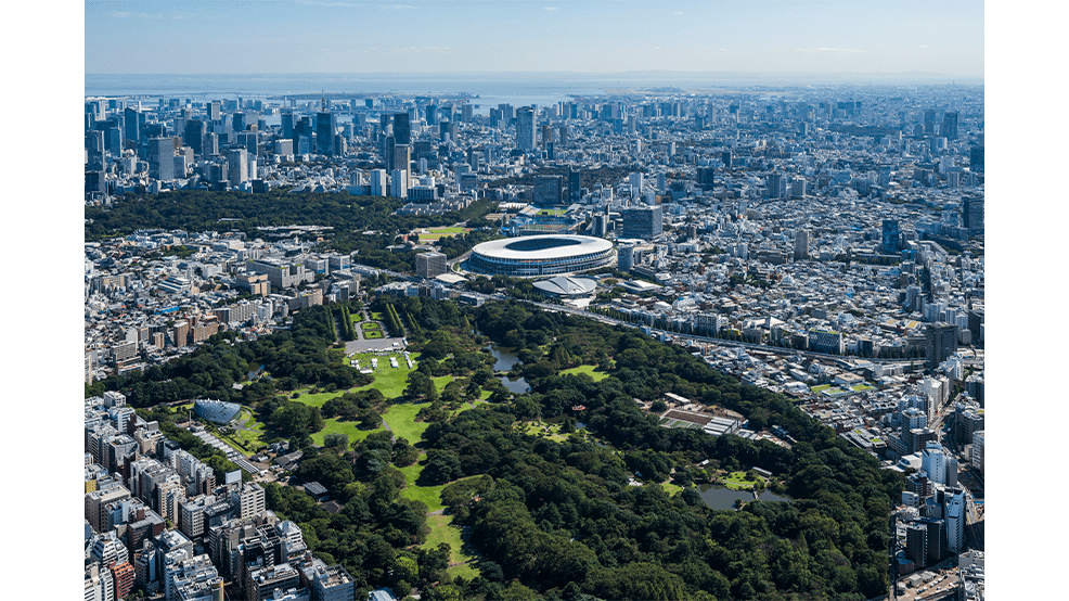 明治神宮外苑の歴史と伝統のある環境の中にある「杜のスタジアム」