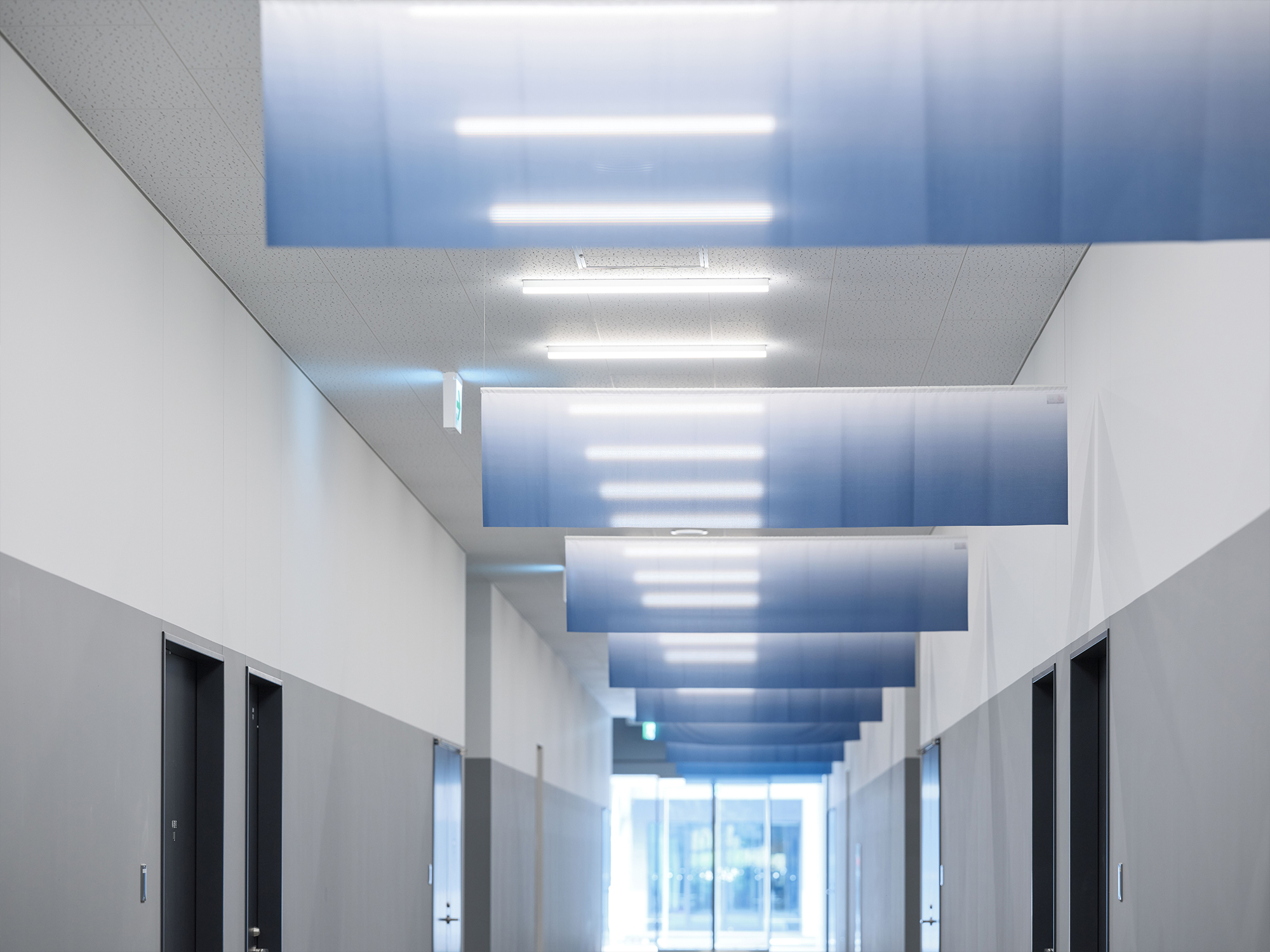 「工場棟」南北スパイン